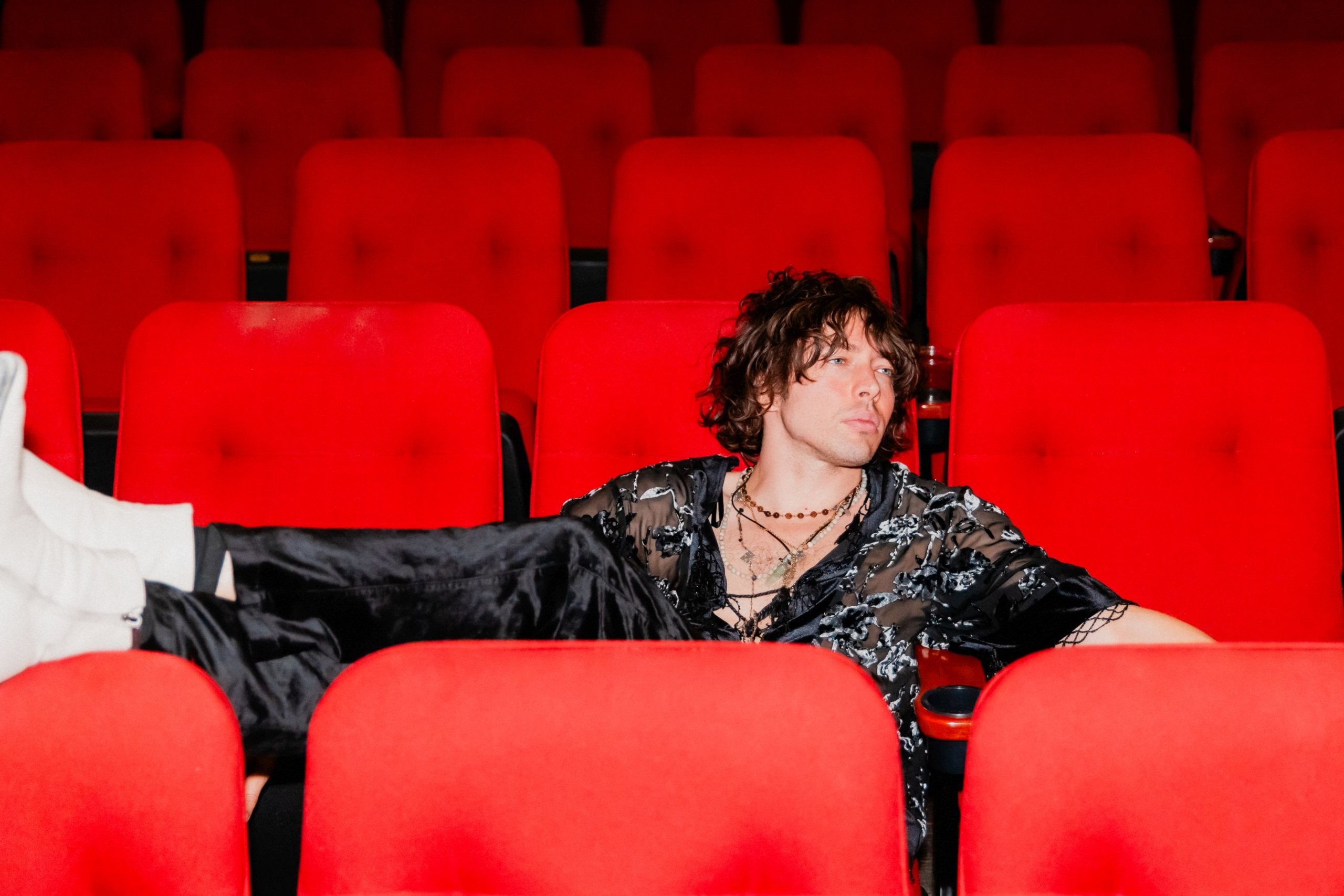 BarnsCourtney_c_AlexLyon_0126 Barns Courtney | Unplugged Solo Sessions