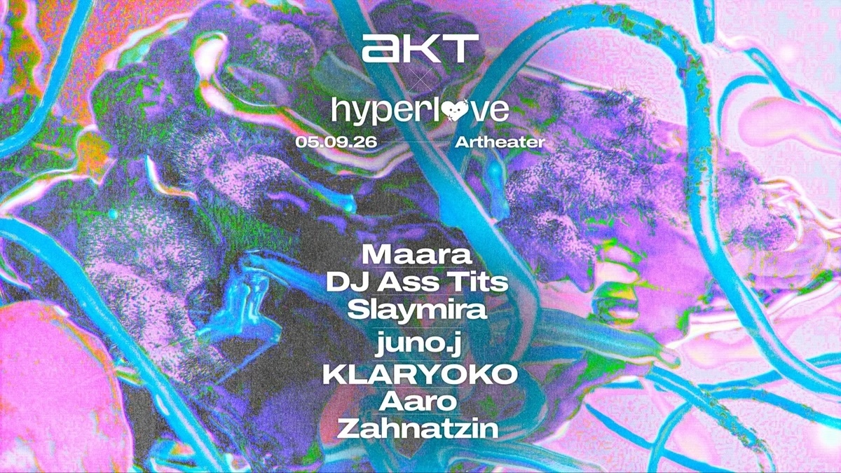 akt x hyperlove